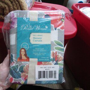 Pioneer Woman shower curtain